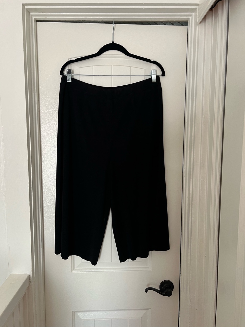 Misook Black Wide-Leg Culotte Pants